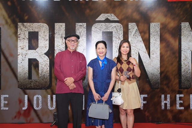 Trại bu&ocirc;n người dẫn đầu ph&ograve;ng v&eacute;: Doanh thu 15 tỷ đồng sau 2 ng&agrave;y - Ảnh 5.