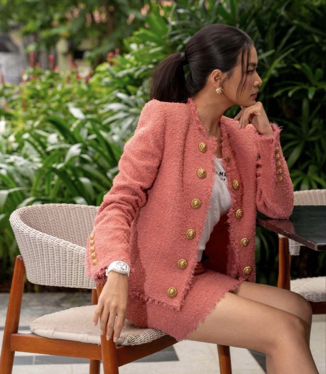 Ho&agrave;ng Th&ugrave;y Linh diện mạo kh&aacute;c lạ với gu thời trang biến ho&aacute; - Ảnh 12.