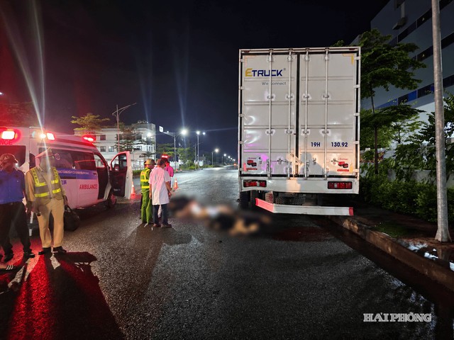 Tin s&aacute;ng 27/9: Những trường hợp t&agrave;i khoản VNeID tự động kh&oacute;a; Dừng hợp đồng nh&agrave; thầu cung cấp dịch vụ vụ bữa ăn b&aacute;n tr&uacute; to&agrave;n t&oacute;p mỡ - Ảnh 4.