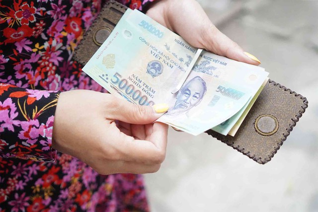 Đồ vật đại kỵ l&agrave;m qu&agrave; tặng, đặc biệt sai lầm cần tr&aacute;nh khi tặng qu&agrave; trong ng&agrave;y lễ  - Ảnh 1.