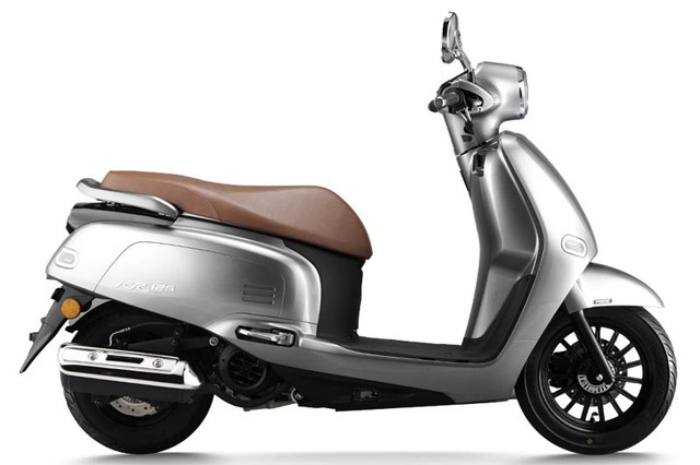 Gi&aacute; xe ga 125cc tại Việt Nam năm 2026: Kymco KR125 v&agrave; c&aacute;c mẫu kh&aacute;c đ&aacute;ng ch&uacute; &yacute; - Ảnh 2.