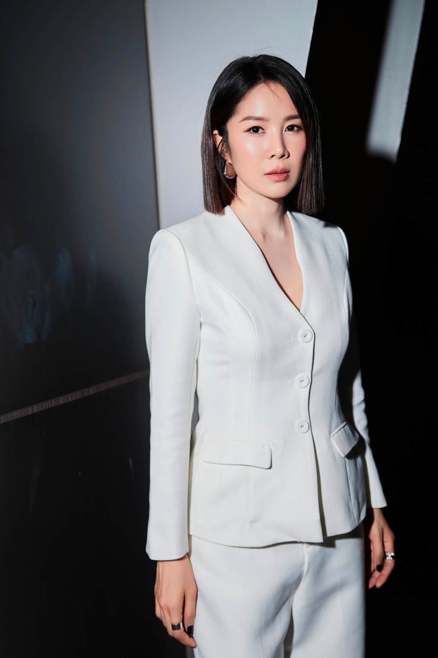 L&ecirc; Phương chia buồn trước sự ra đi của b&agrave; ngọai: Đồng nghiệp v&agrave; kh&aacute;n giả sẻ chia - Ảnh 1.