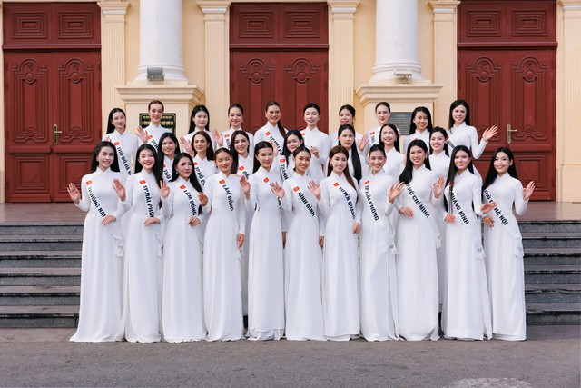 Đồng phục Miss Universe Vietnam 2026 bị ch&ecirc; V&igrave; thiết kế k&eacute;m ấn tượng - Ảnh 5.