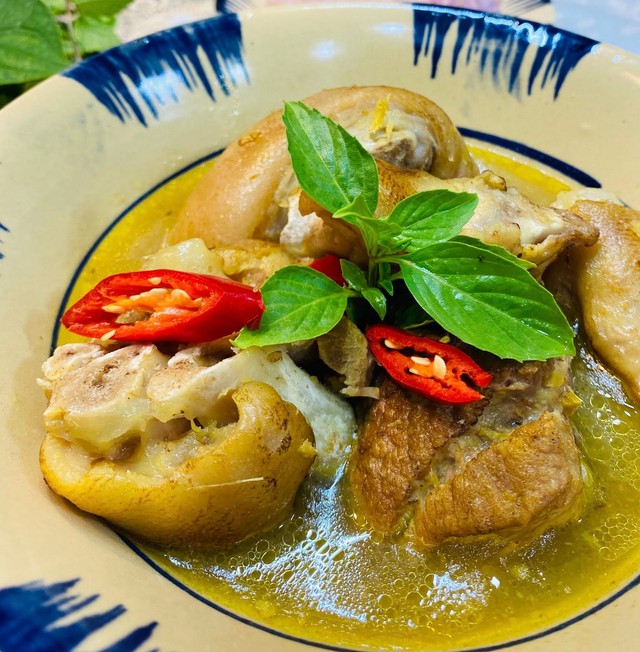C&aacute;ch nấu giả cầy ngon chuẩn vị, b&ecirc;n ngo&agrave;i b&igrave; gi&ograve;n sần sật m&agrave; b&ecirc;n trong thịt mềm ai cũng muốn ăn - Ảnh 5.