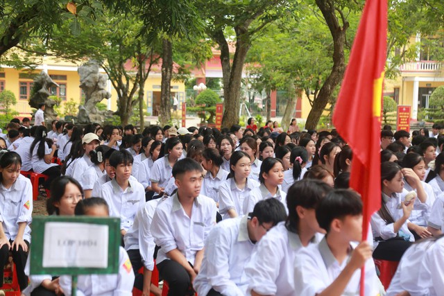 Ninh B&igrave;nh: Hơn 720 cơ sở gi&aacute;o dục bước v&agrave;o năm học mới sau sắp xếp - Ảnh 1.