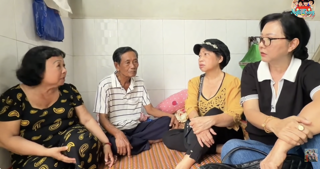 Kh&ocirc;ng lương hưu, nghệ sĩ cải lương Thanh Thanh Huệ 70 tuổi chật vật b&aacute;n v&eacute; số nu&ocirc;i gia đ&igrave;nh bệnh tật - Ảnh 4.