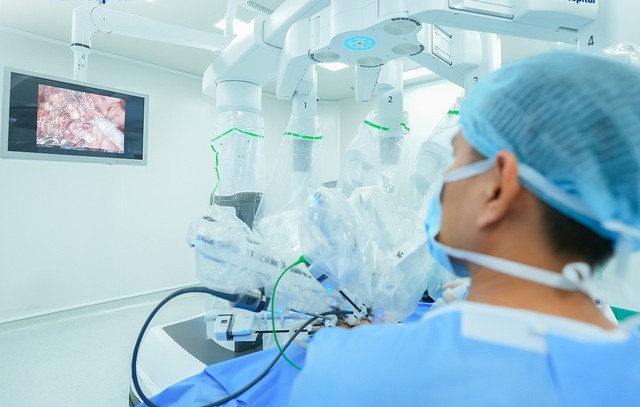 Người đàn ông 57 tuổi phát hiện ung thư tuyến tiền liệt từ dấu hiệu về đêm nhiều người Việt mắc phải - Ảnh 1.