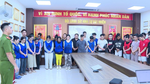 X&oacute;a sổ ổ nh&oacute;m tội phạm sử dụng c&ocirc;ng nghệ cao lừa đảo chiếm đoạt hơn 44,5 tỷ đồng - Ảnh 1.