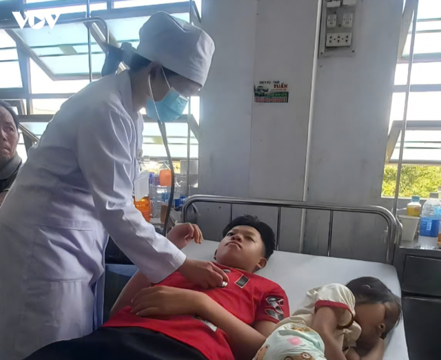 Tin s&aacute;ng 8/9: Miền Bắc sắp đ&oacute;n kh&ocirc;ng kh&iacute; lạnh đầu m&ugrave;a, miền Trung mưa to; Cảnh b&aacute;o chi&ecirc;u tr&ograve; giả danh gi&aacute;o vi&ecirc;n, lừa phụ huynh chuyển tiền đầu năm học mới - Ảnh 4.