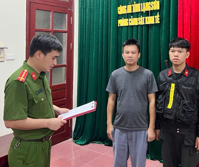 Khởi tố 2 c&aacute;n bộ Trung t&acirc;m T&agrave;i nguy&ecirc;n m&ocirc;i trường tỉnh Lạng Sơn - Ảnh 2.