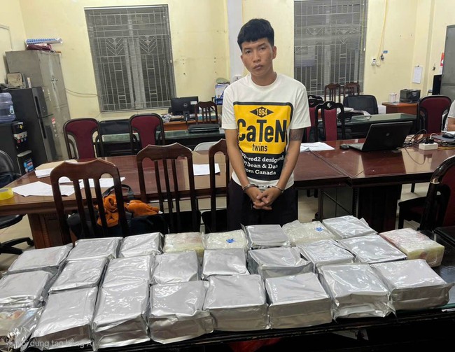 Triệt ph&aacute; đường d&acirc;y vận chuyển 55kg ma t&uacute;y từ L&agrave;o về Việt Nam qua dịch vụ chuyển ph&aacute;t nhanh - Ảnh 1.