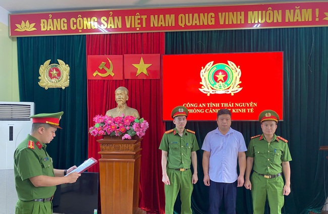 Khởi tố Nguy&ecirc;n c&aacute;n bộ địa ch&iacute;nh x&atilde; Th&aacute;i Nguy&ecirc;n v&igrave; sai phạm đất rừng 2026 - Ảnh 1.