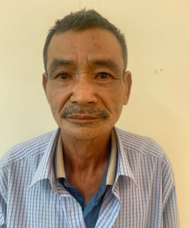 Th&aacute;i Nguy&ecirc;n: Người đ&agrave;n &ocirc;ng d&ugrave;ng dao chống đối lực lượng kiểm tra nồng độ cồn - Ảnh 2.