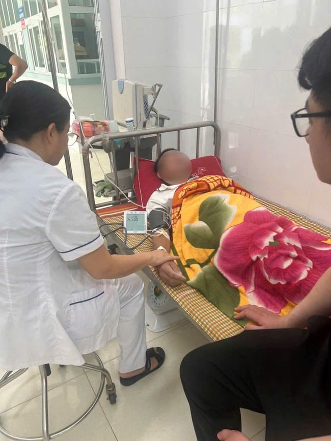 T&igrave;m thấy người đ&agrave;n &ocirc;ng mất t&iacute;ch sau gần một tuần trong rừng ở Th&aacute;i Nguy&ecirc;n - Ảnh 1.