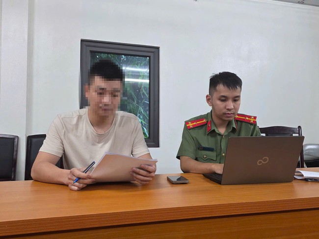 Đăng sai th&ocirc;ng tin điểm thi To&aacute;n ở Th&aacute;i Nguy&ecirc;n để "c&acirc;u view", TikToker bị c&ocirc;ng an l&agrave;m r&otilde; - Ảnh 2.
