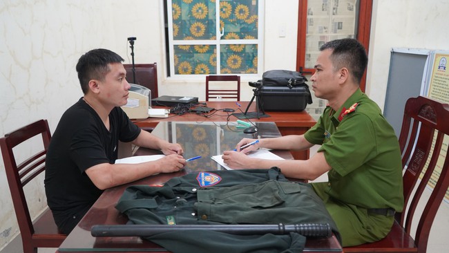 Giả danh Cảnh s&aacute;t cơ động chặn xe, người d&acirc;n tr&aacute;nh n&eacute; rồi tử vong - Ảnh 1.