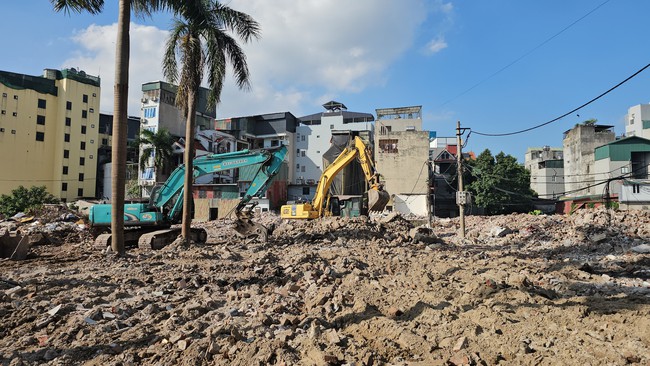 Những khoảng trống xuất hiện tr&ecirc;n tuyến đường hơn 518 tỷ đồng sau gần 9 năm ở H&agrave; Nội - Ảnh 2.