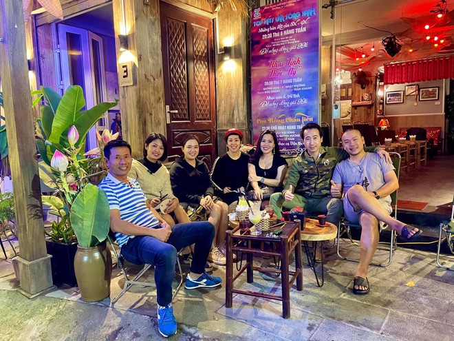 Một nam diễn viên nhà ở đường Nguyễn Thái Học có hành động đẹp giữa những ngày kỷ niệm A80- Ảnh 5. Một nam diễn viên nhà ở đường Nguyễn Thái Học có hành động đẹp giữa những ngày kỷ niệm A80- Ảnh 5.
