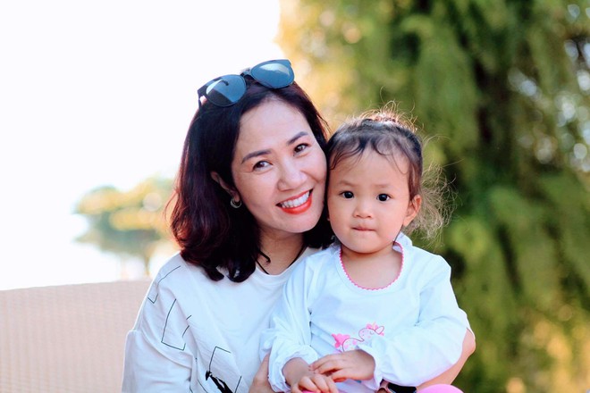 Con gái út nhà NSƯT Nguyệt Hằng - Anh Tuấn: Tròn 8 tuổi vừa đáng yêu, vừa lanh lợi - Ảnh 2.