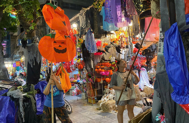 Halloween chưa tới, H&agrave;ng M&atilde; đ&atilde; v&agrave;o m&ugrave;a - Ảnh 5.