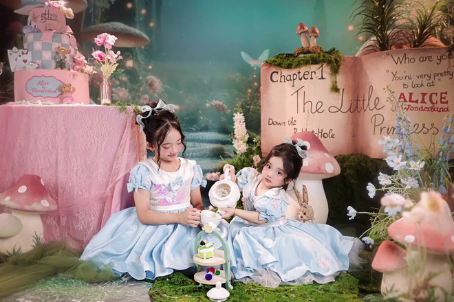 Con gái nhà Khánh Thi - Phan Hiển: Anna ra dáng chị cả, Lisa 3 tuổi đáng yêu như em bé bánh bao - Ảnh 3.