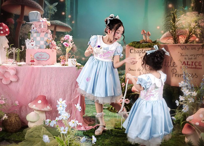 Con gái nhà Khánh Thi - Phan Hiển: Anna ra dáng chị cả, Lisa 3 tuổi đáng yêu như em bé bánh bao - Ảnh 5.
