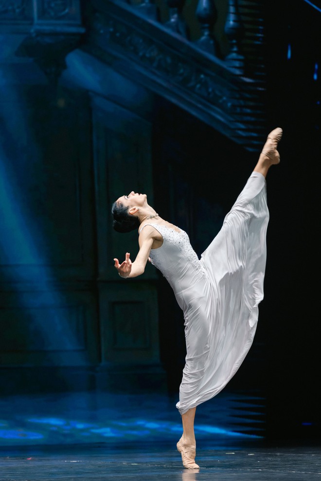 Đưa kiệt tác 'Eugene Onegin' của Nga mở màn tại Hà Nội: Vẻ đẹp của ballet và những day dứt về tình yêu - Ảnh 7.