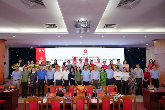 Thứ trưởng Bộ Y tế: Tăng cường kiểm so&aacute;t lựa chọn giới t&iacute;nh thai nhi, giảm thiểu mất c&acirc;n bằng giới t&iacute;nh khi sinh - Ảnh 9.