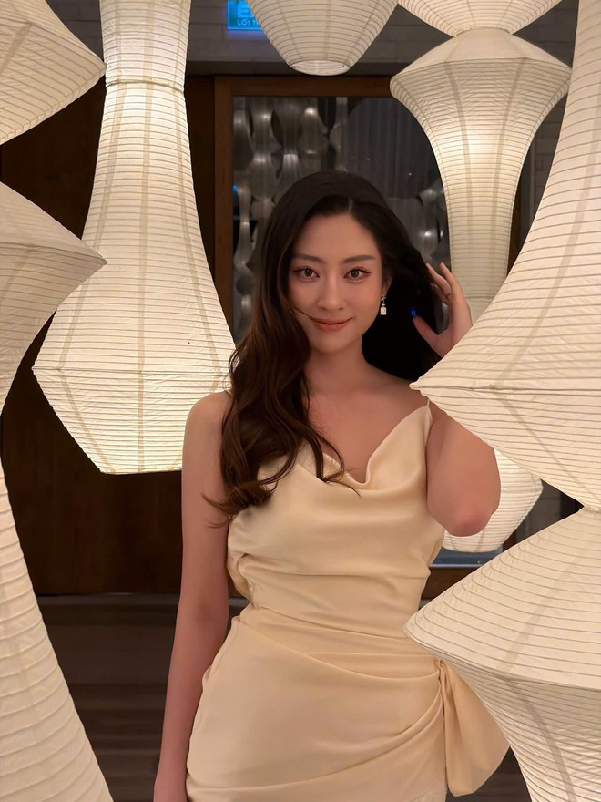 Lương Th&ugrave;y Linh giản dị ở Đ&agrave; Lạt - Ảnh 8.