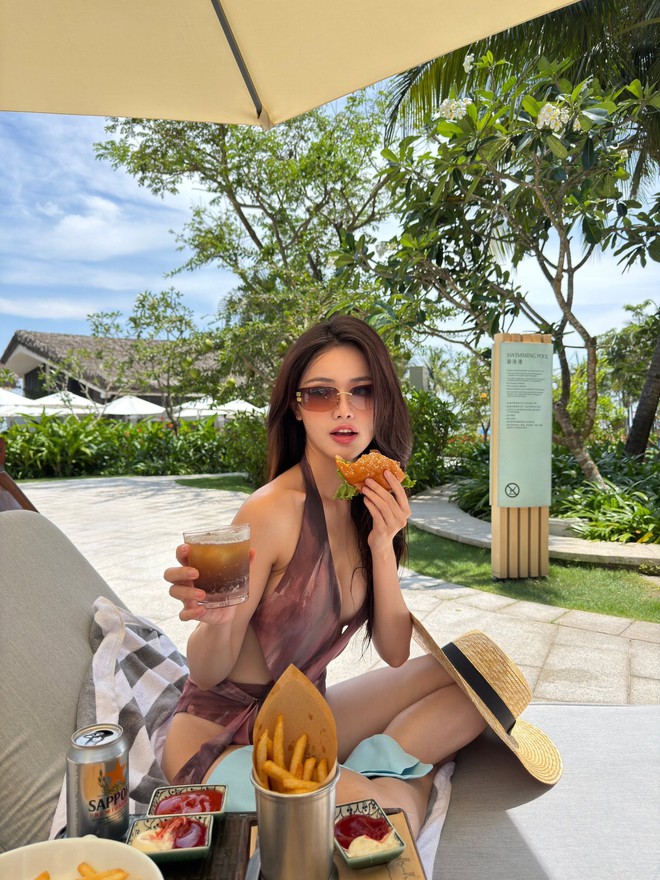 Nữ MC 'Nóng cùng World Cup 2026 ' quê Hải Phòng đang hot Miss Grand Vietnam 2026 - Ảnh 12. Nữ MC 'Nóng cùng World Cup 2026 ' quê Hải Phòng đang hot Miss Grand Vietnam 2026 - Ảnh 12.