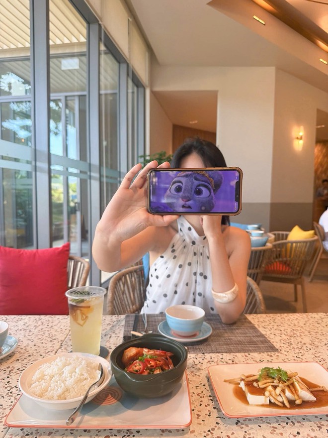 Ý Nhi và Anh Kiệt: Hành trình tình yêu 9 năm đầy ngọt ngào - Ảnh 2. Ý Nhi và Anh Kiệt: Hành trình tình yêu 9 năm đầy ngọt ngào - Ảnh 2.