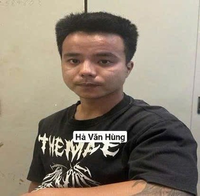 H&agrave; Nội khởi tố 4 đối tượng g&acirc;y rối trật tự tại chợ hoa Quảng an - Ảnh 2.