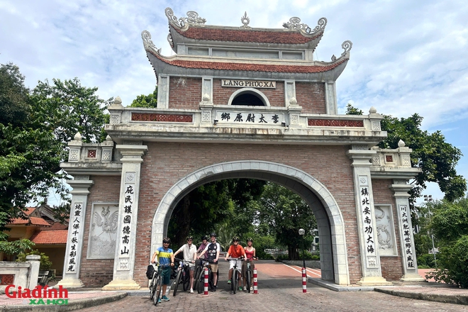 Kh&aacute;m ph&aacute; du lịch cộng đồng tại l&agrave;ng cổ Bắc Bi&ecirc;n b&ecirc;n s&ocirc;ng Hồng năm 2026 - Ảnh 2.