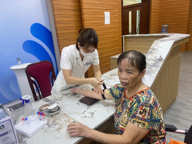'Được kh&aacute;m sức khỏe miễn ph&iacute; l&agrave; điều người d&acirc;n ch&uacute;ng t&ocirc;i rất mong chờ' - Ảnh 5.