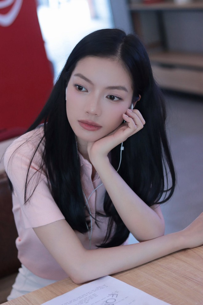 Ch&acirc;n dung &Aacute; hậu 'ăn chay trường' L&acirc;m B&iacute;ch Tuyền diễn vai b&agrave; Ho&agrave;ng Thị C&uacute;c trong Ho&agrave;ng hậu cuối c&ugrave;ng - Ảnh 11.
