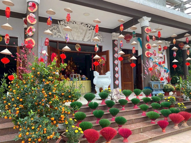 Đừng đốt vàng mã tháng Vu Lan nữa, những điều 0 đồng này còn giá trị hơn nhiều - Ảnh 3.