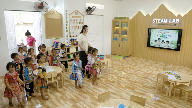 Đỗ Mỹ Linh trở lại Cu Vai 10 năm sau: H&agrave;nh tr&igrave;nh Gieo mầm tri thức cho trẻ em - Ảnh 7.