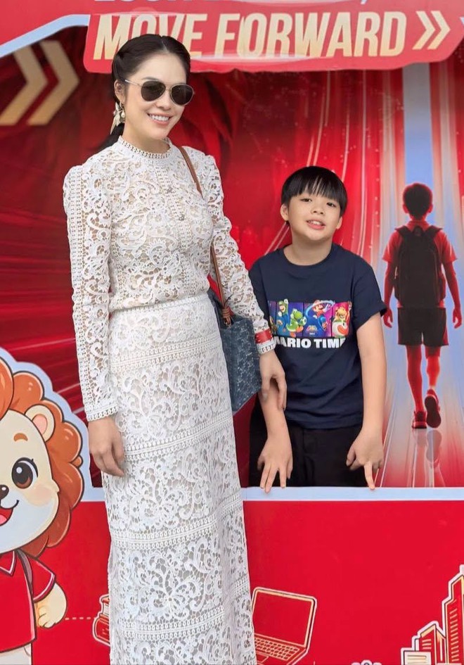 Dương Cẩm Lynh vượt qua khó khăn nợ nần , ổn định cuộc sống bên 2 con - Ảnh 2.