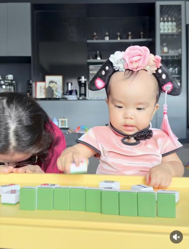 Khoảnh khắc đáng yêu của bé Gạo 1 tuổi nhà Ngô Thanh Vân và Huy Trần - Ảnh 8.