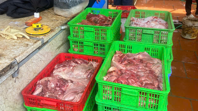 Hưng Yên phát hiện Gần 1 tấn thịt lợn nhiễm Dịch tả lợn châu Phi - Ảnh 4.