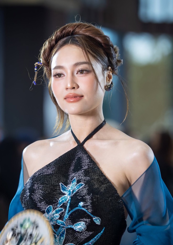 Kỳ Duy&ecirc;n chia sẻ về vai diễn Thị Mầu trong Chị chị em em 3 năm 2026 - Ảnh 5.