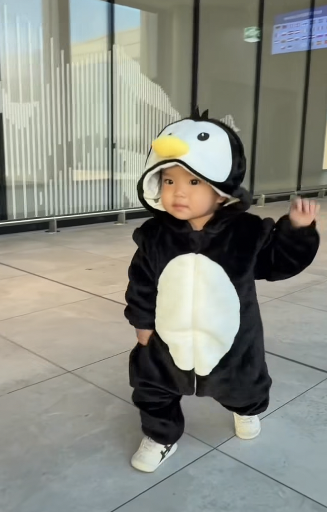 'Tan chảy' với khoảnh khắc đ&aacute;ng y&ecirc;u của con g&aacute;i Ng&ocirc; Thanh V&acirc;n ở Na Uy - Ảnh 15.
