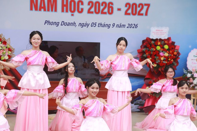 Ninh B&igrave;nh: Hơn 720 cơ sở gi&aacute;o dục bước v&agrave;o năm học mới sau sắp xếp - Ảnh 9.