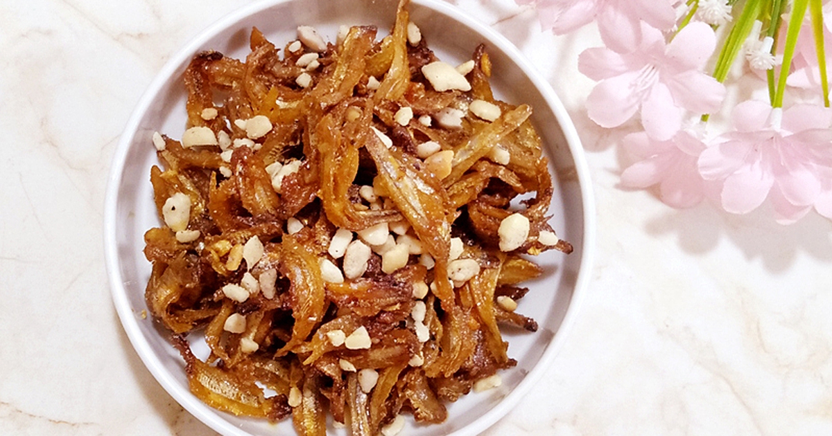 Cá khô rim bơ tỏi