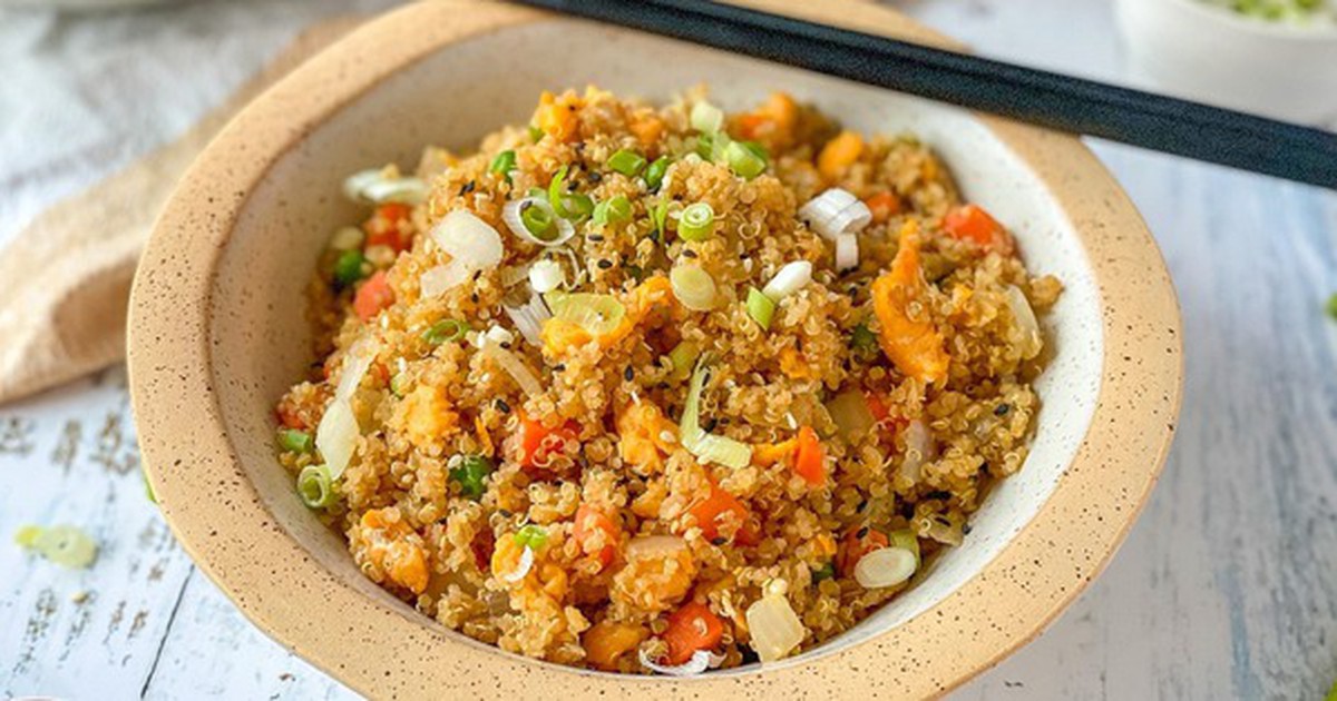 Món cơm rang dành cho người ăn kiêng, hương vị thơm bùi lạ miệng