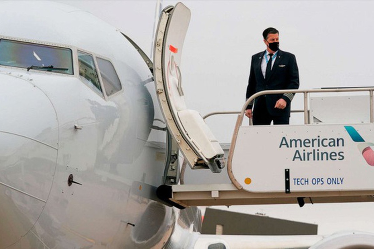 Phẫn nộ việc người đàn ông mắc Covid-19 nhưng vẫn cố tình lên máy bay có  hơn 200 người