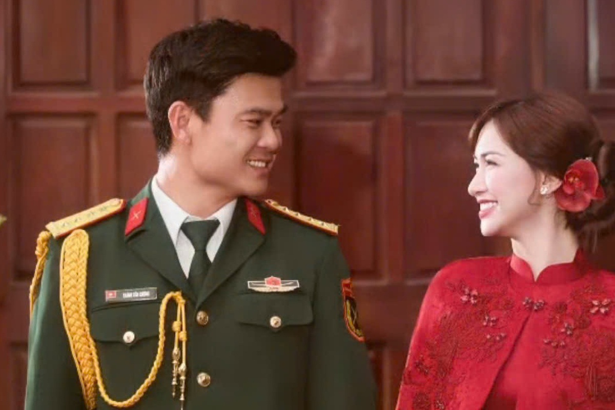 Hòa Minzy công khai bạn trai, người ấy là ai?