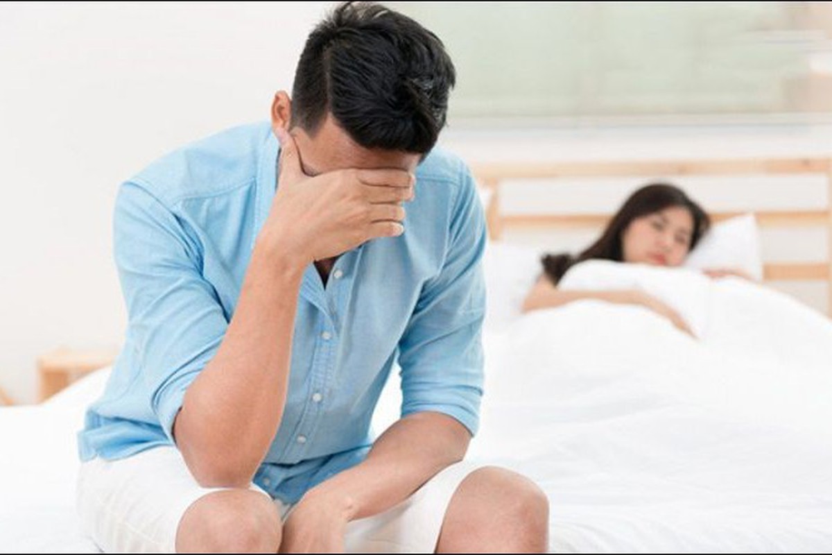 Quan hệ 3 - 4 lần mỗi đêm có làm đàn ông yếu sinh lý về sau?