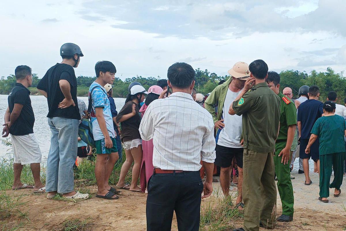 Ra bến nước chơi cùng nhóm bạn, một thiếu niên tử vong thương tâm