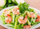 Tác dụng phụ đáng sợ của rau cần tây, ai trong nhóm này có ý định dùng để giảm cân cần dừng ngay